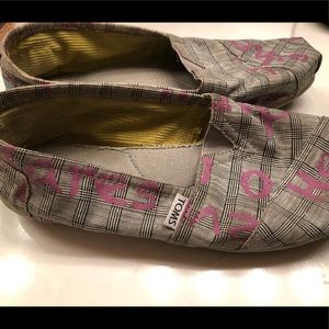 Graffiti TOMS